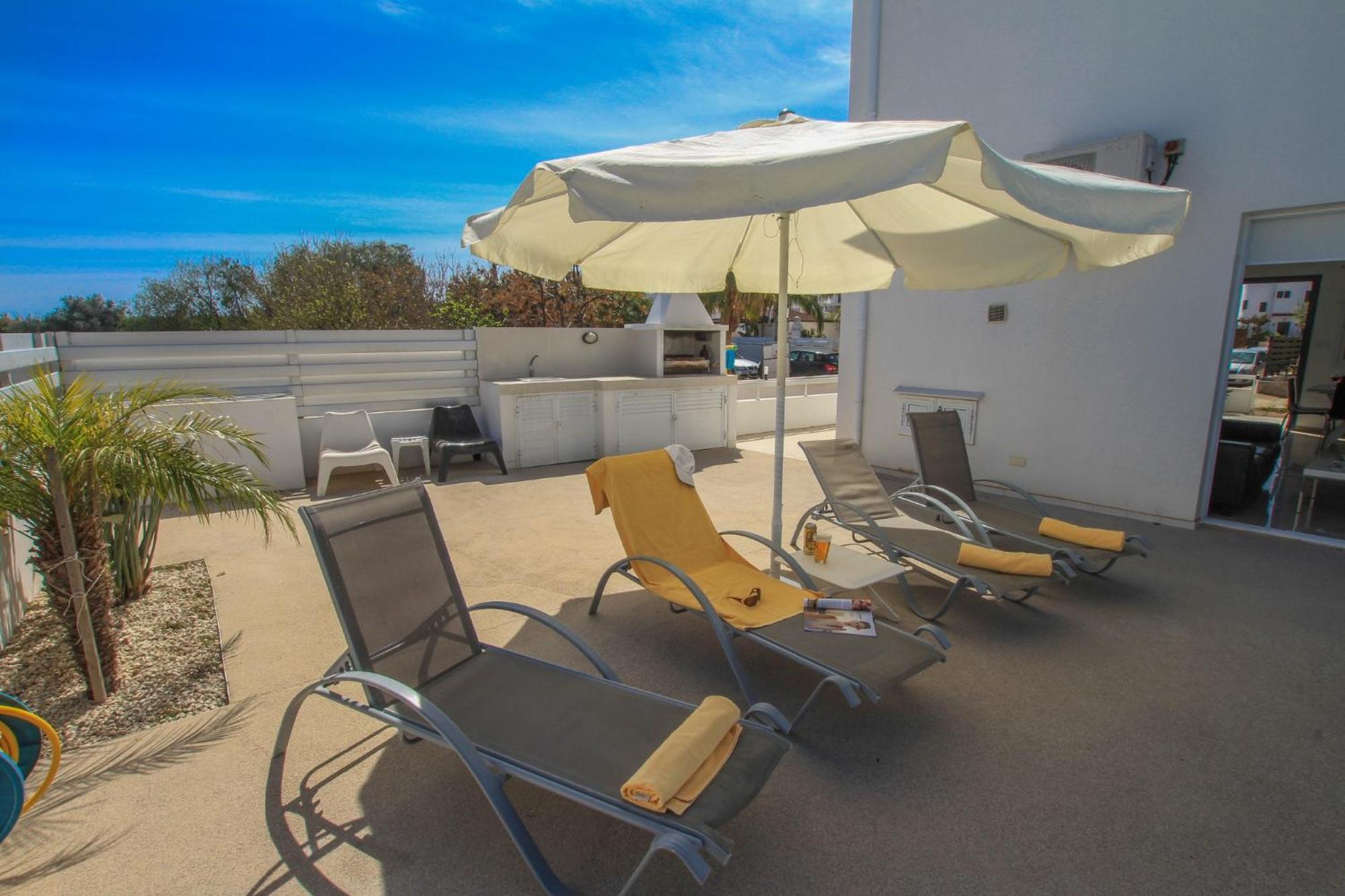 Apart Otel Flouressia Gardens Protaras