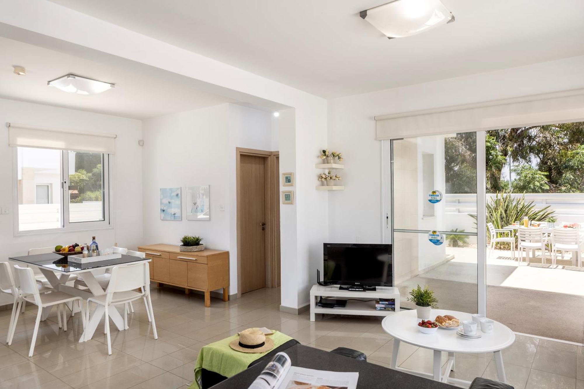 Apart Otel Flouressia Gardens Protaras