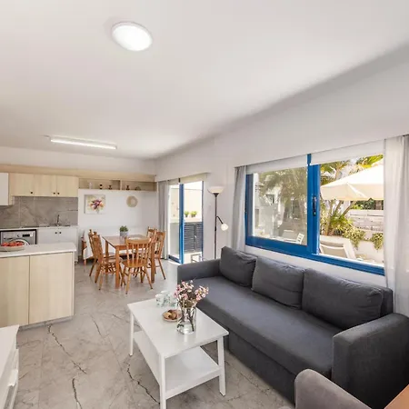 Flouressia Gardens Aparthotel Protaras Exterior photo