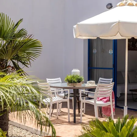 Flouressia Gardens Aparthotel Protaras Exterior photo