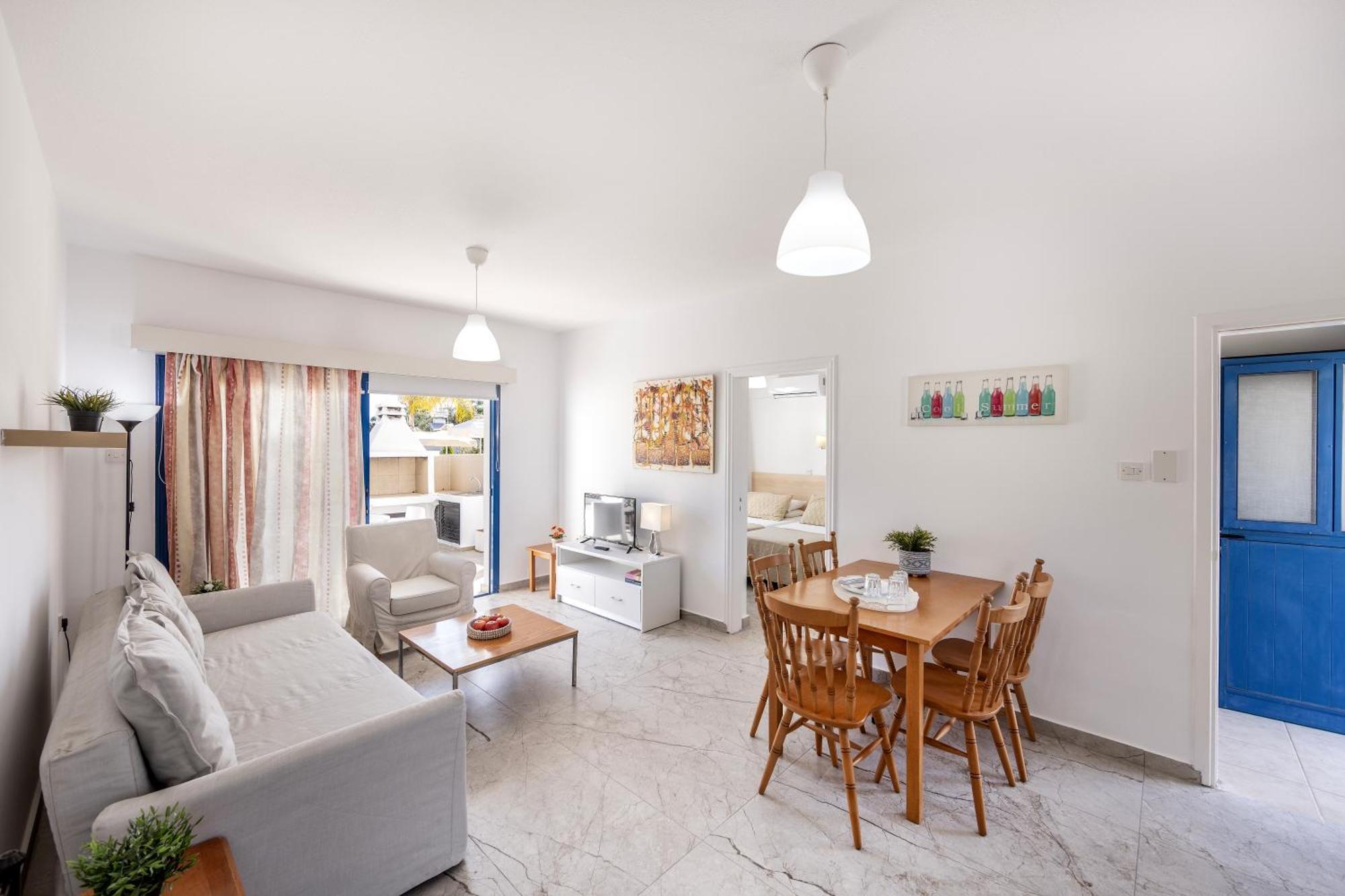 Flouressia Gardens 3* Protaras