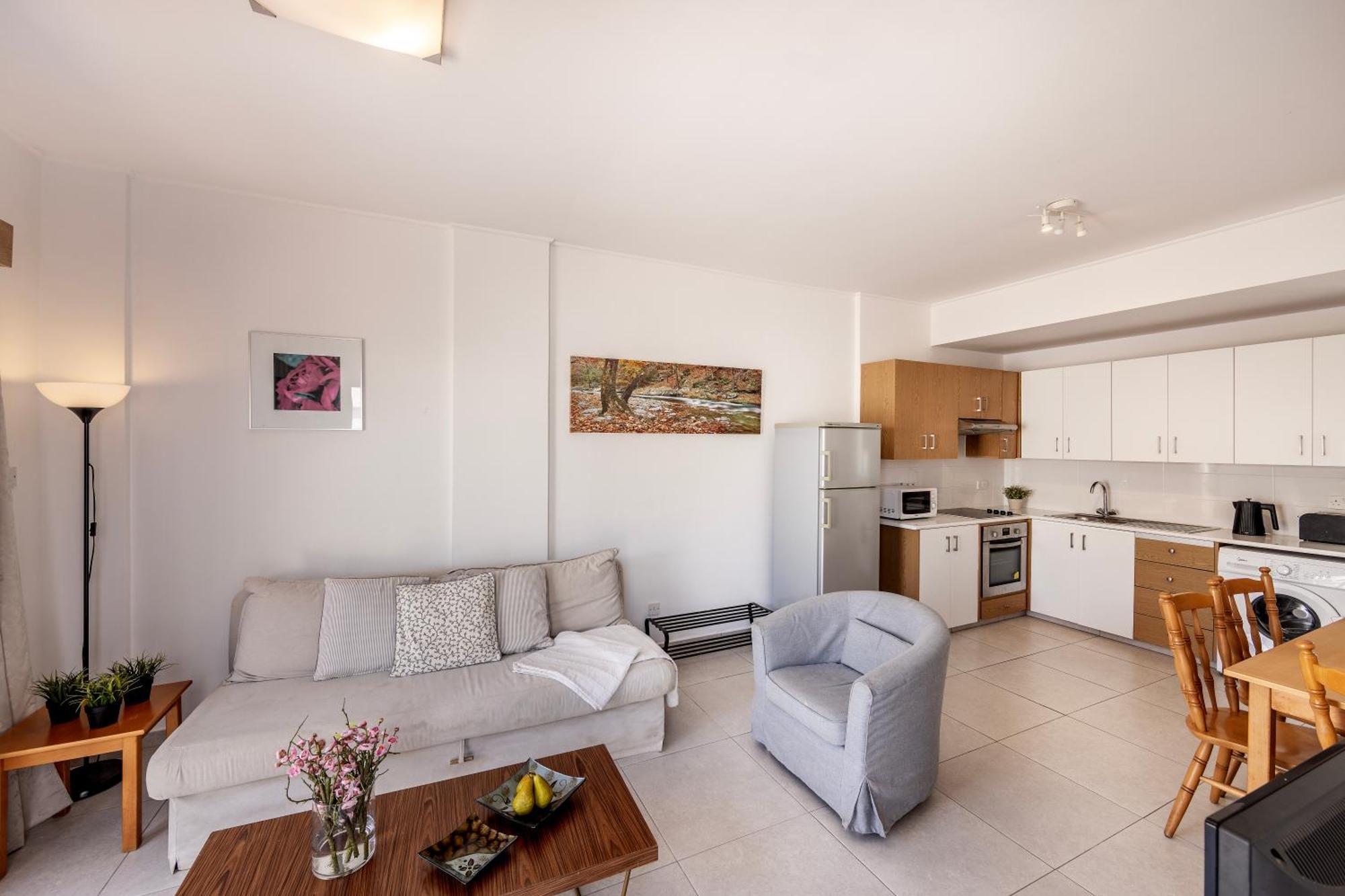 Flouressia Gardens Hotel de apartamente 3*