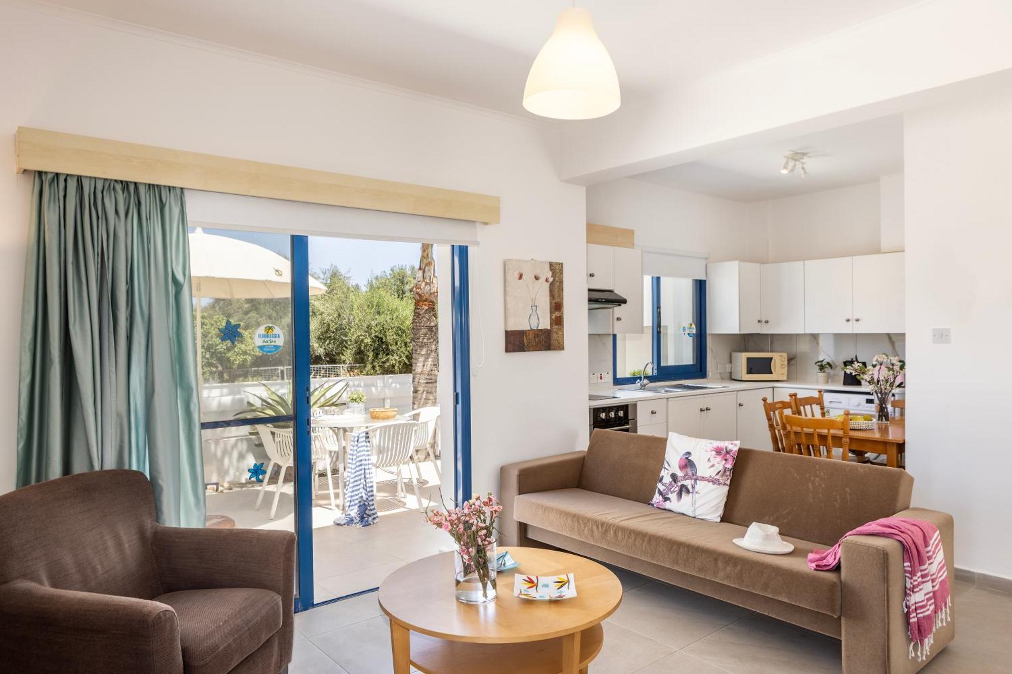 Flouressia Gardens Hotel de apartamente 3*